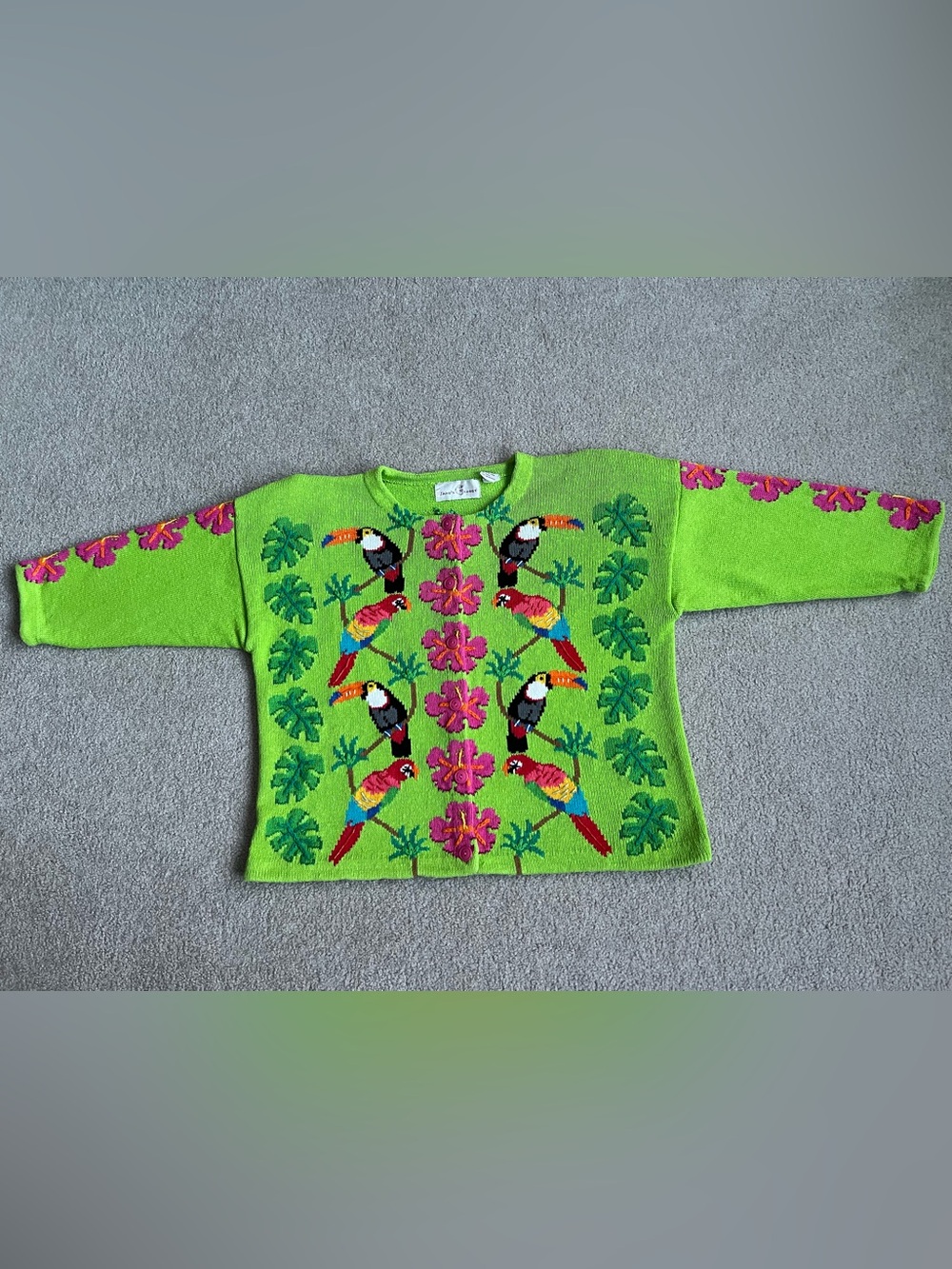 Jane’s closet LXL by design options toucan sweater cardigan
